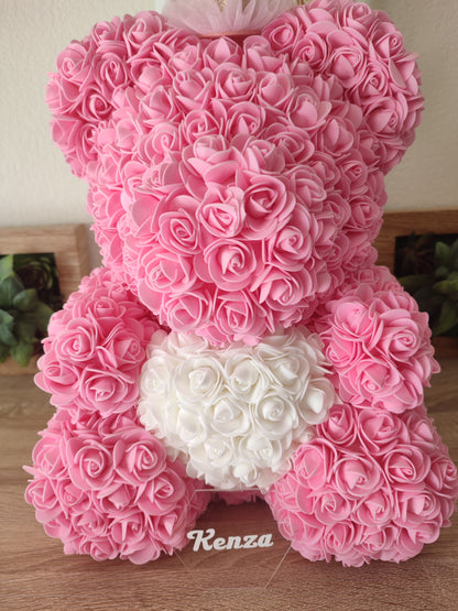 Ourson en roses artificielles